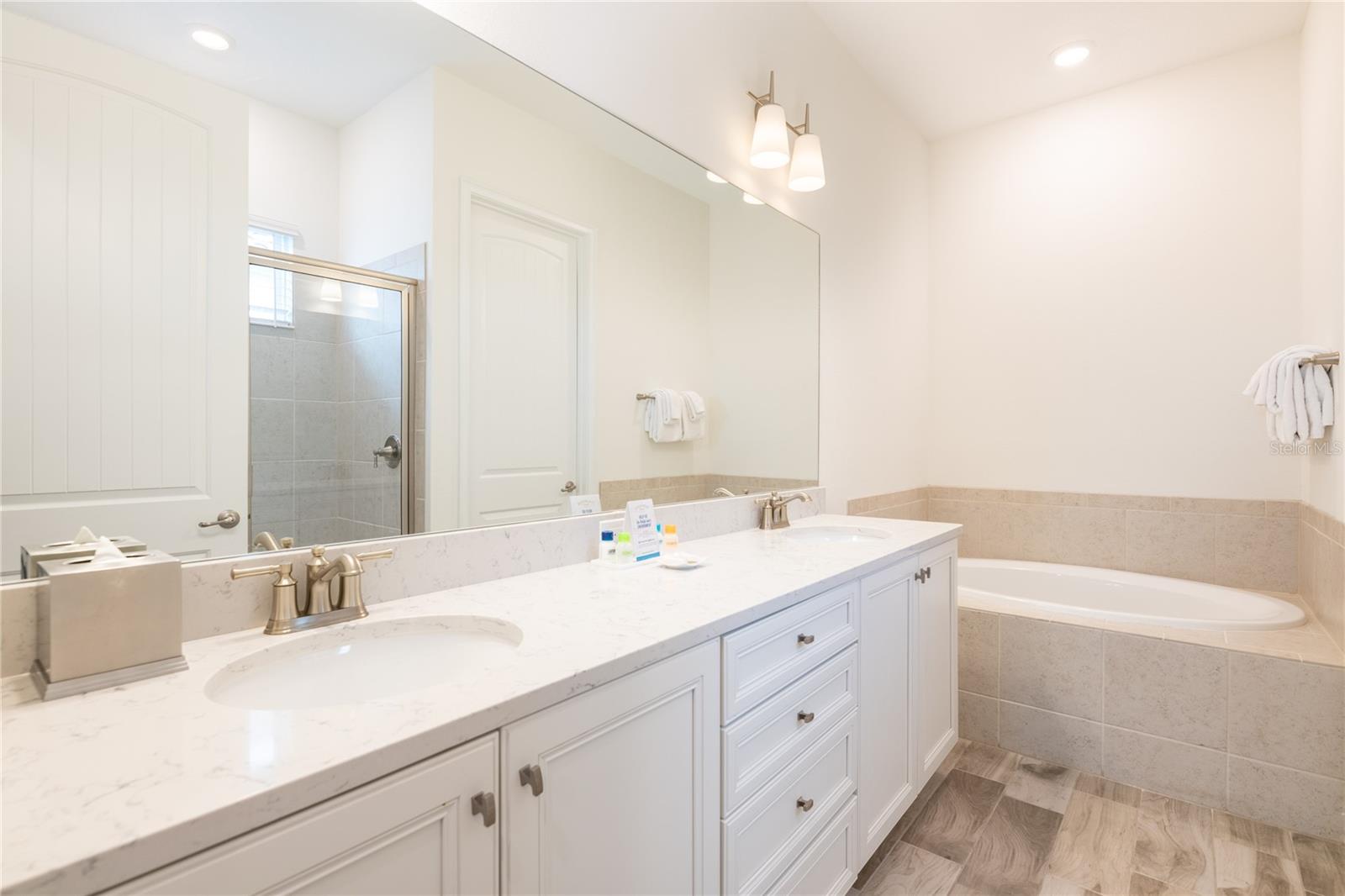 8145 SURF ST, KISSIMMEE, FL — photo 13
