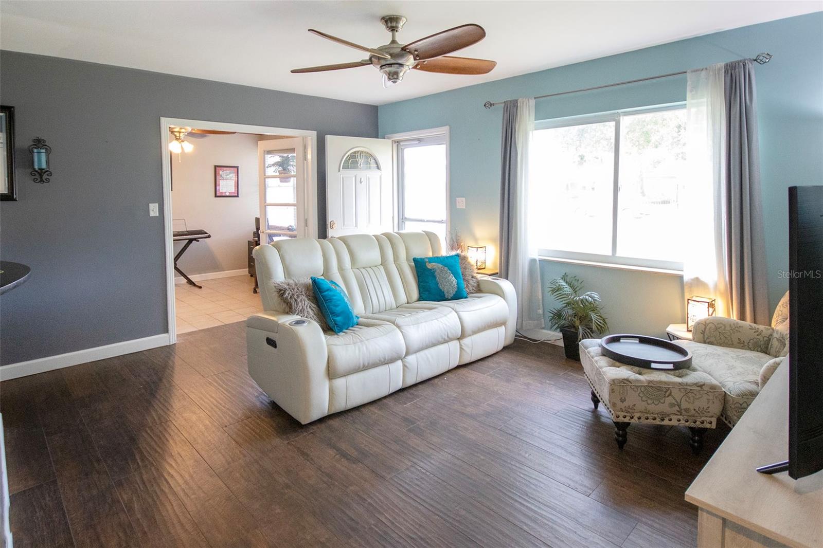 1725 BRADSHAW LN N, ST PETERSBURG, FL — photo 4