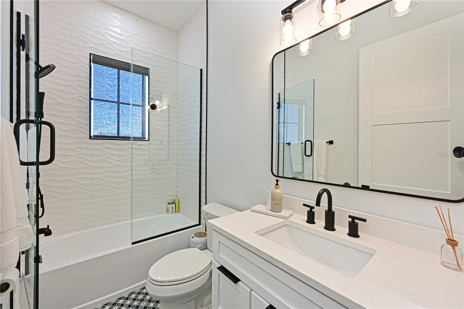 305 55TH ST, HOLMES BEACH, FL — photo 29