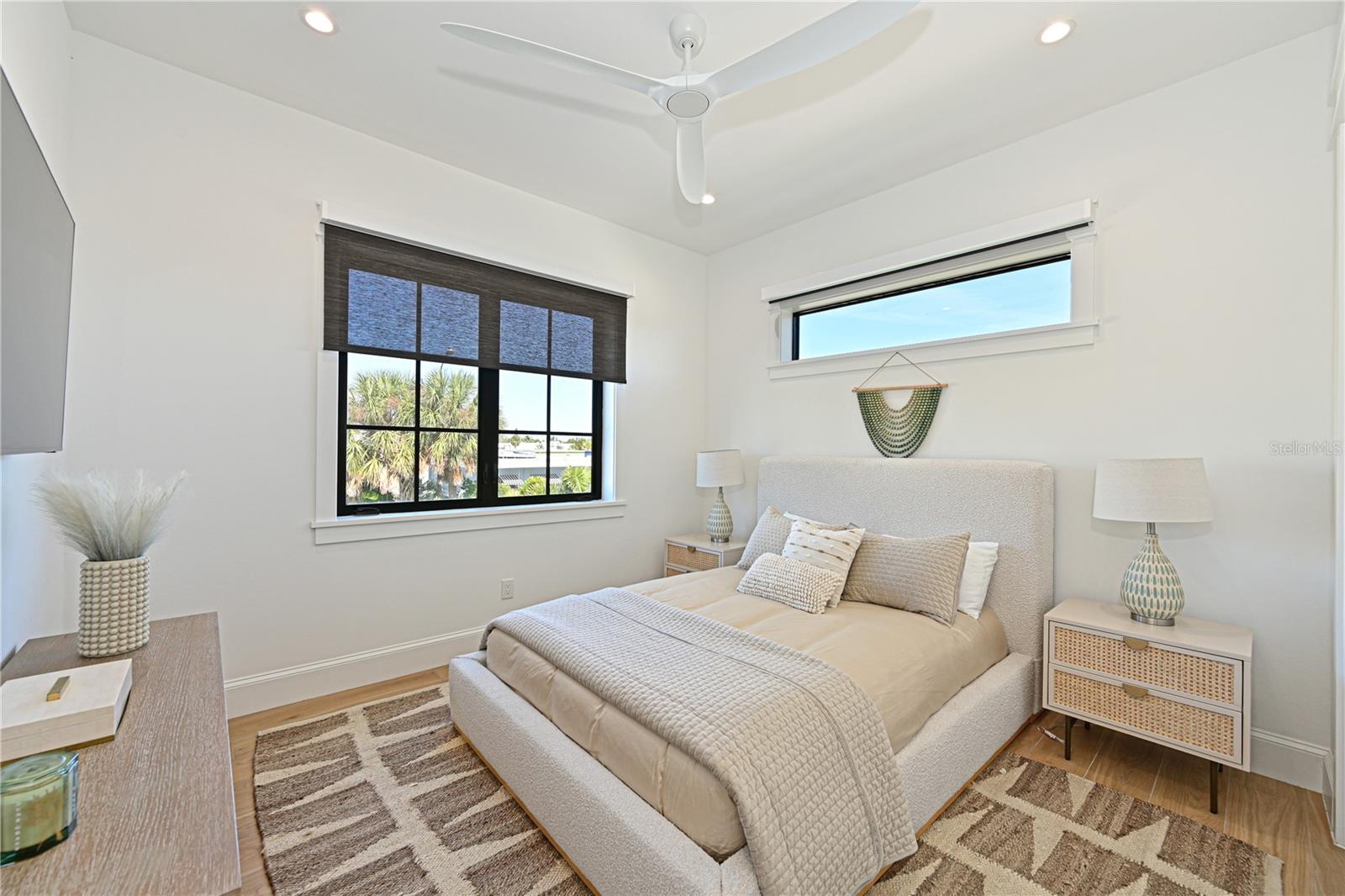 305 55TH ST, HOLMES BEACH, FL — photo 30