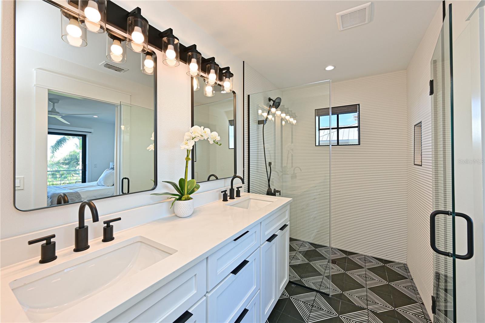 305 55TH ST, HOLMES BEACH, FL — photo 40