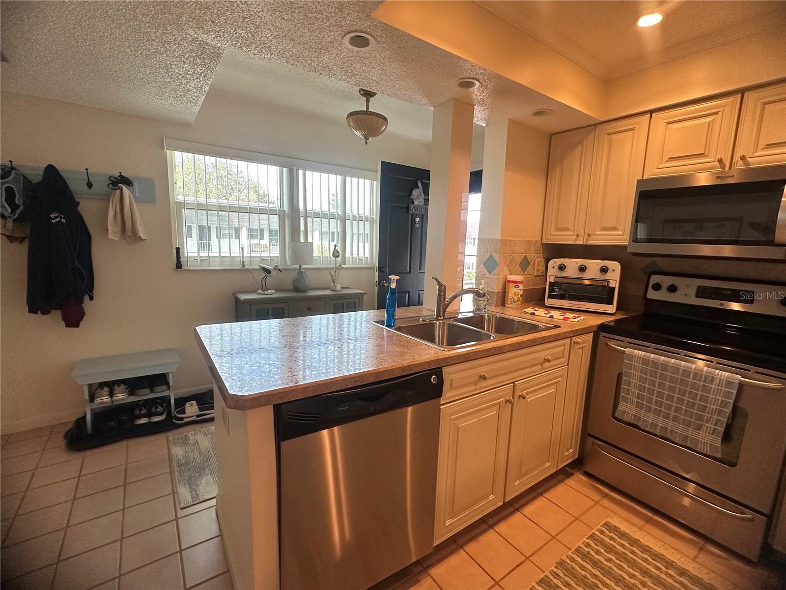 202 46TH AVENUE TER W #409, BRADENTON, FL — photo 9
