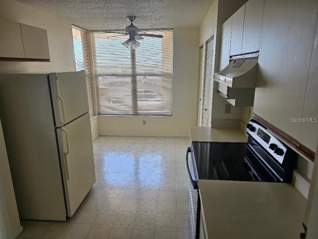 4410 FAIRWAYS BLVD #602-11, BRADENTON, FL — photo 6