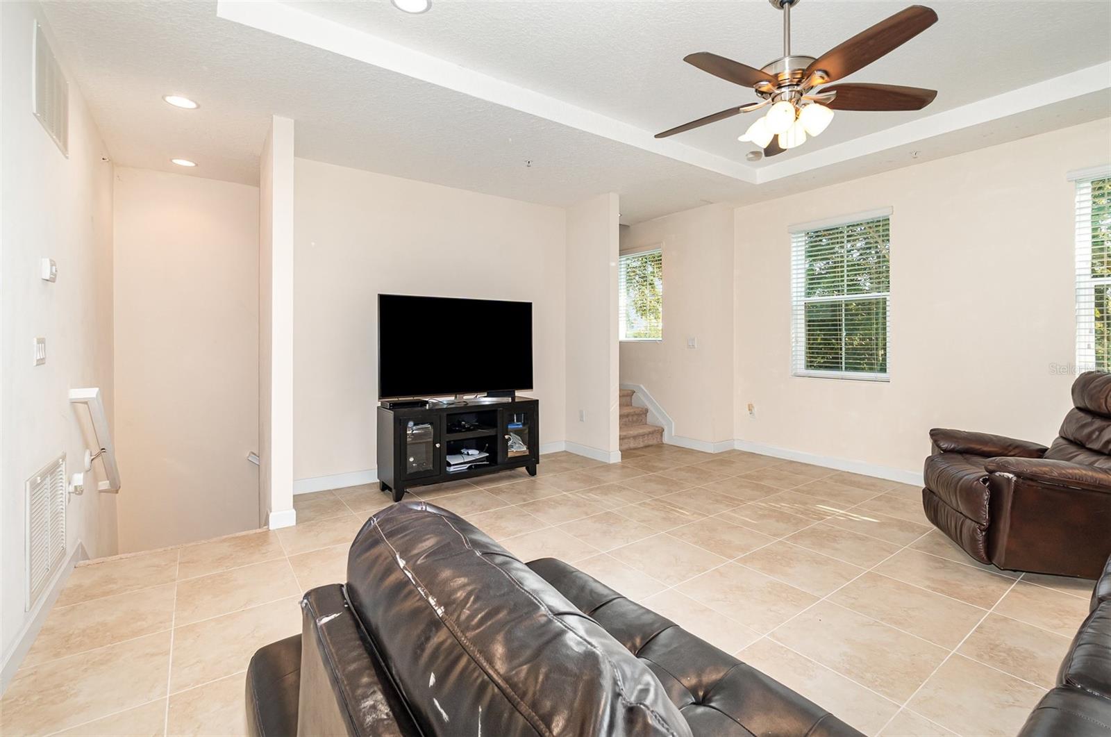 669 HANGNEST LN, LAKE MARY, FL — photo 4