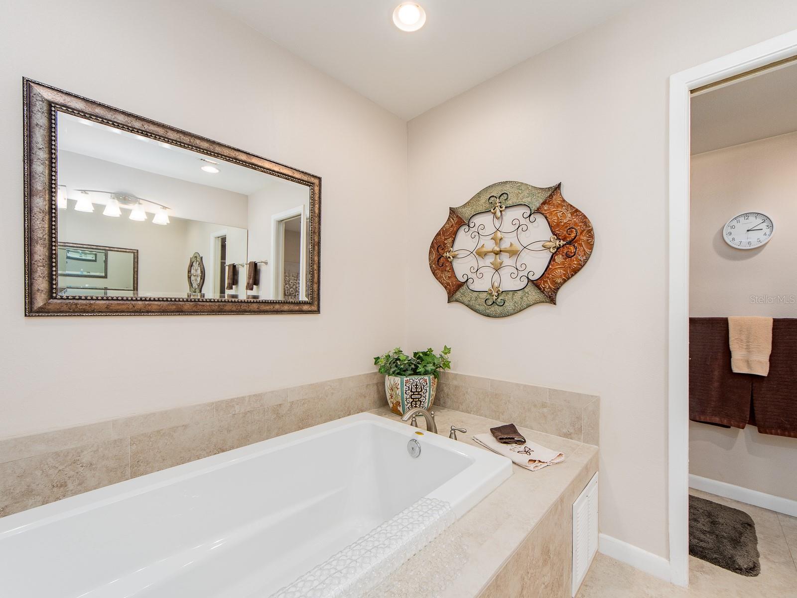 2900 GULF BLVD #307, BELLEAIR BEACH, FL — photo 45