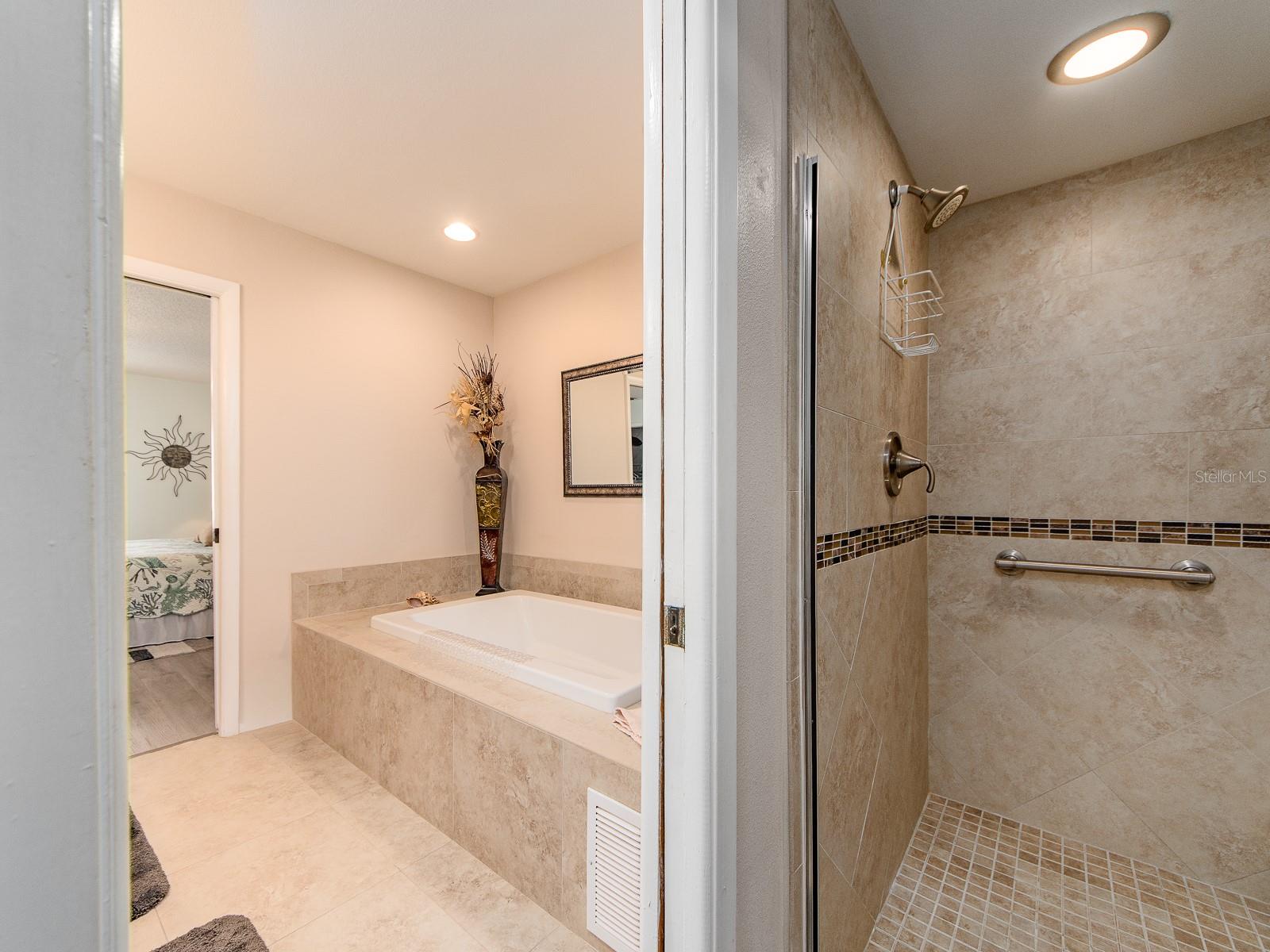 2900 GULF BLVD #307, BELLEAIR BEACH, FL — photo 47