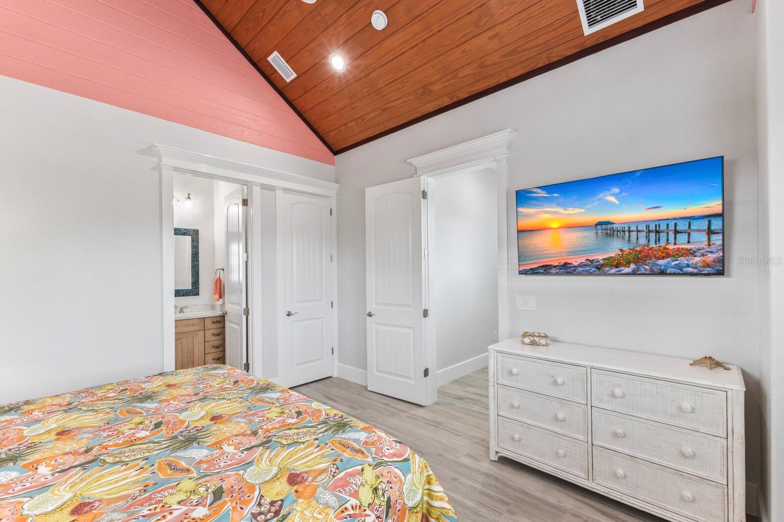 118 MANGROVE AVE, ANNA MARIA, FL — photo 77