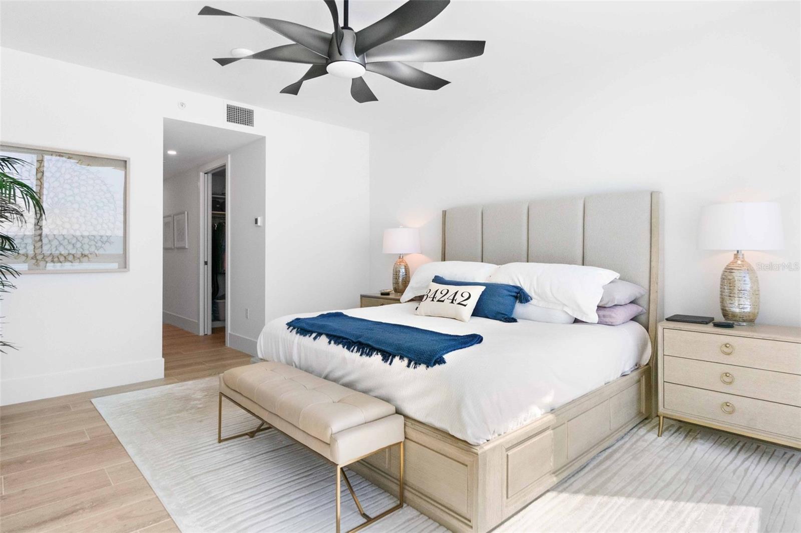 1035 SEASIDE DR #603, SARASOTA, FL — photo 44