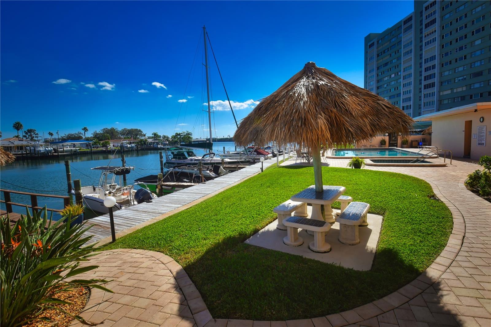 51 ISLAND WAY #909, CLEARWATER, FL — photo 40
