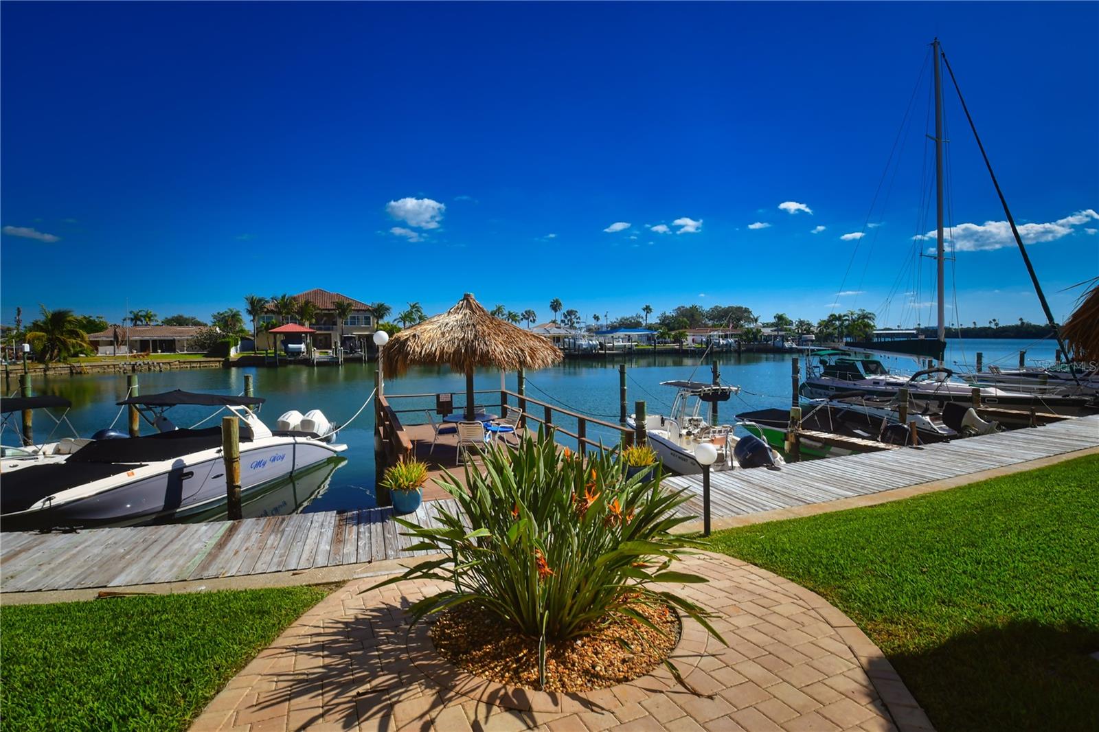 51 ISLAND WAY #909, CLEARWATER, FL — photo 42