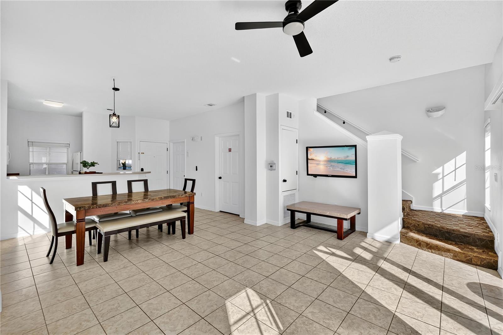 1070 PARK RIDGE CIR, KISSIMMEE, FL — photo 3