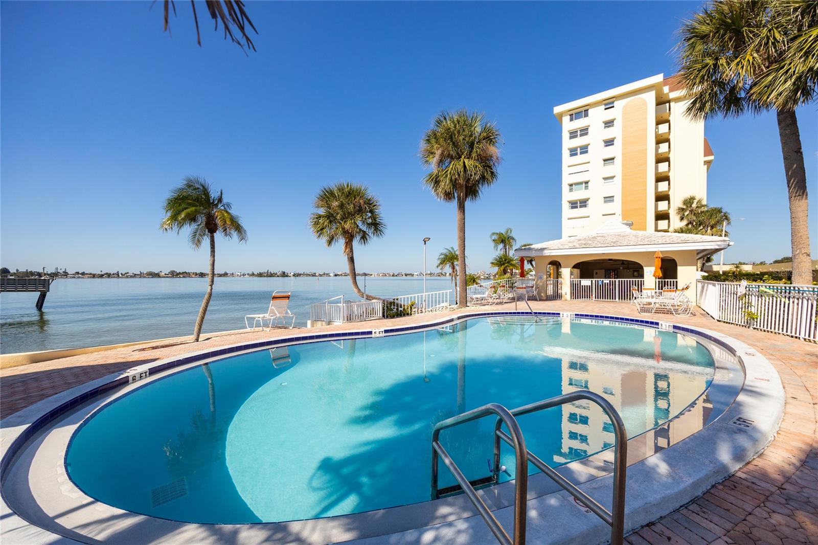 4775 COVE CIR #203, ST PETERSBURG, FL — photo 27