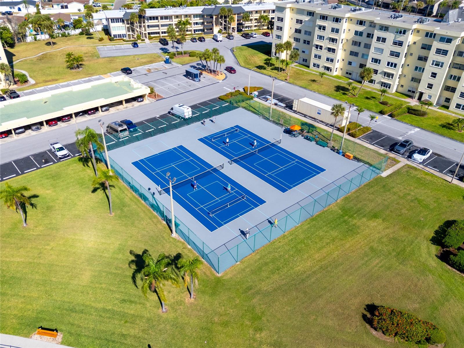 4775 COVE CIR #203, ST PETERSBURG, FL — photo 30