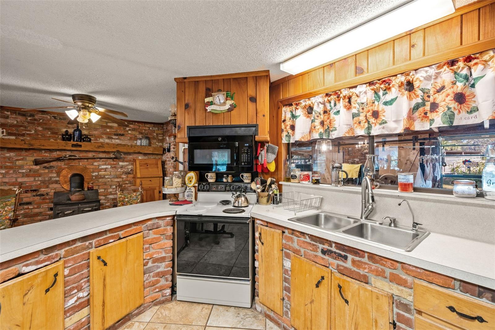 9615 EDEN AVE, HUDSON, FL — photo 18