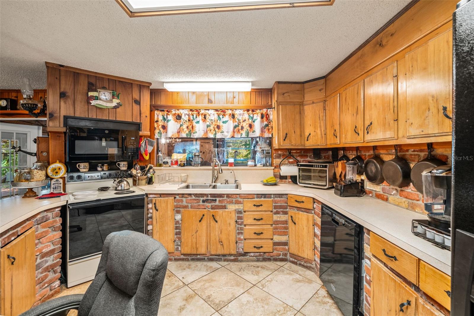 9615 EDEN AVE, HUDSON, FL — photo 19