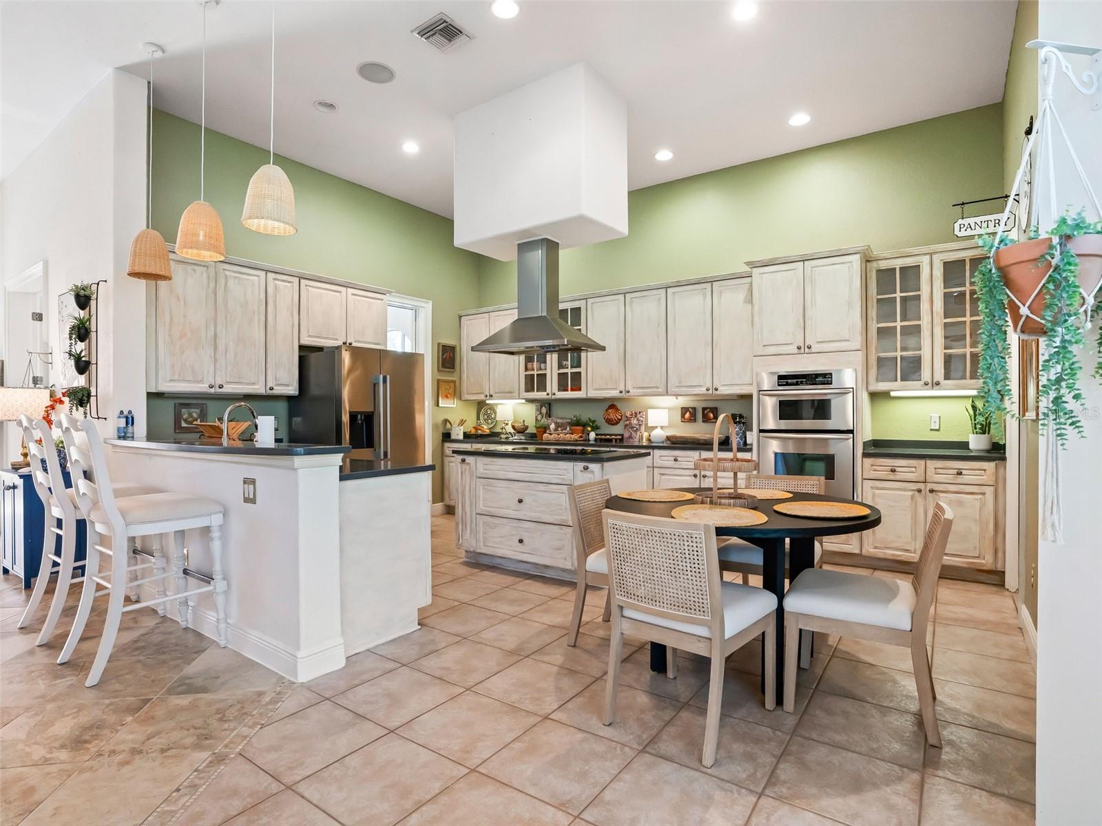 39023 GRIFFIN LNDG, LADY LAKE, FL — photo 34