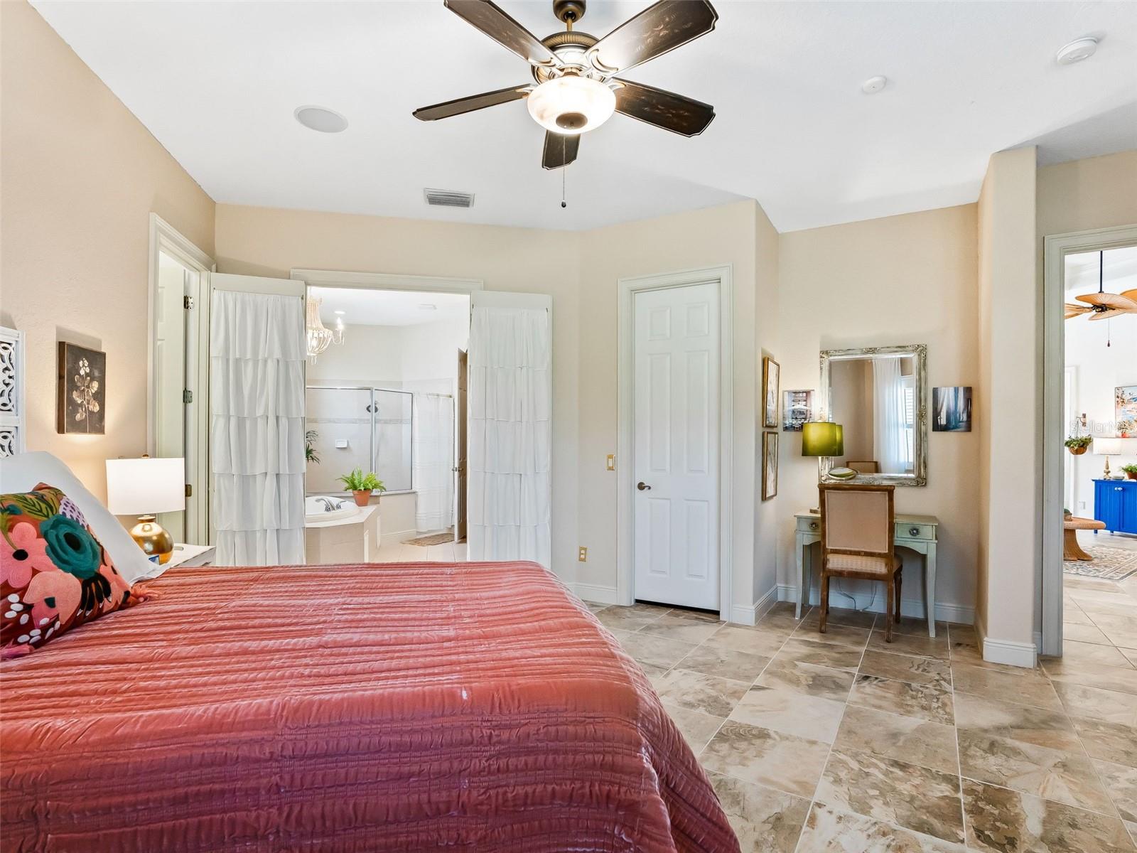 39023 GRIFFIN LNDG, LADY LAKE, FL — photo 55