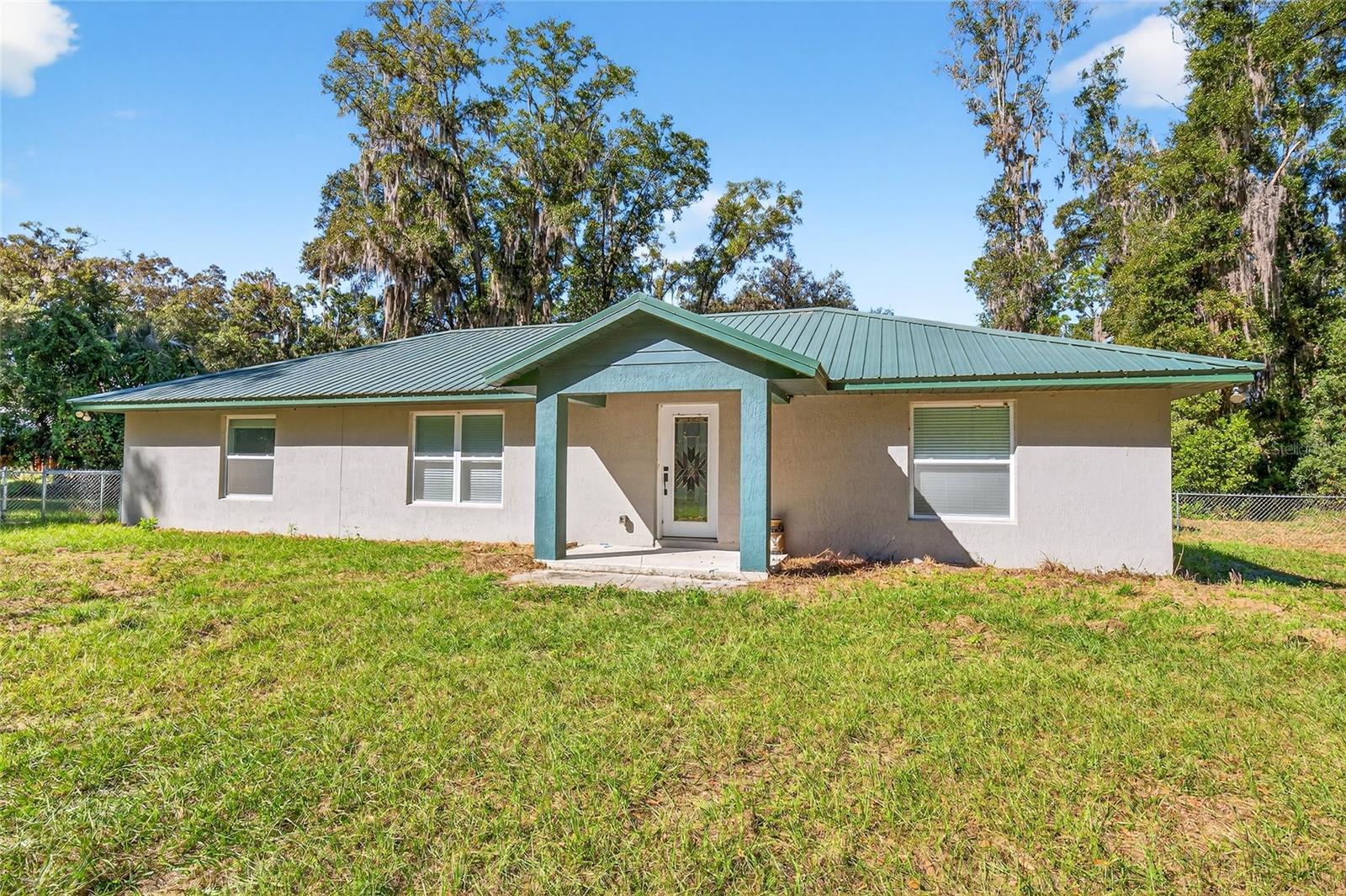 201 N WEST ST, INTERLACHEN, FL — photo 3