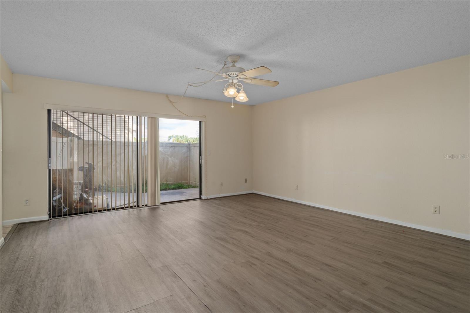 4821 PURITAN CIR #104, TAMPA, FL — photo 9