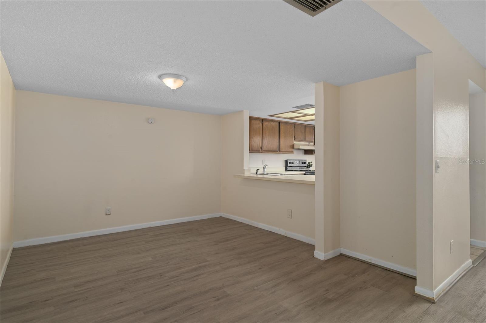4821 PURITAN CIR #104, TAMPA, FL — photo 10