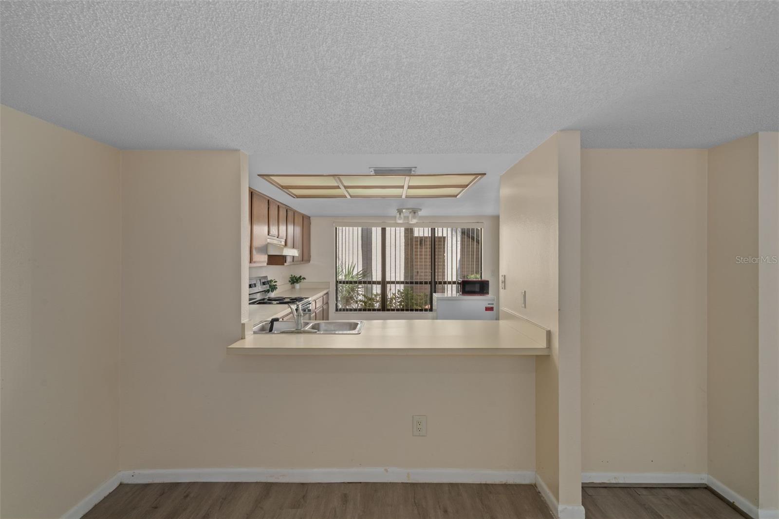 4821 PURITAN CIR #104, TAMPA, FL — photo 12