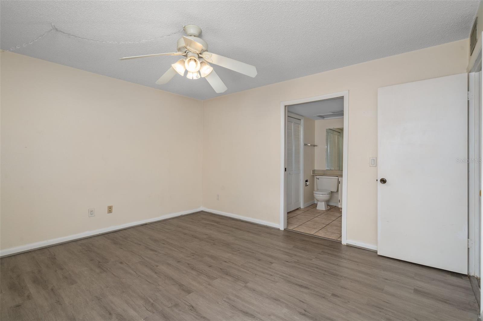 4821 PURITAN CIR #104, TAMPA, FL — photo 23
