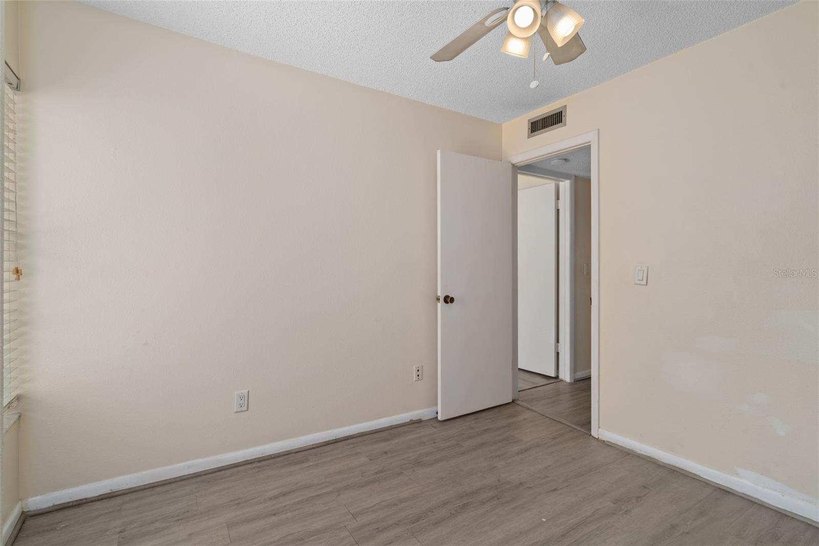 4821 PURITAN CIR #104, TAMPA, FL — photo 27