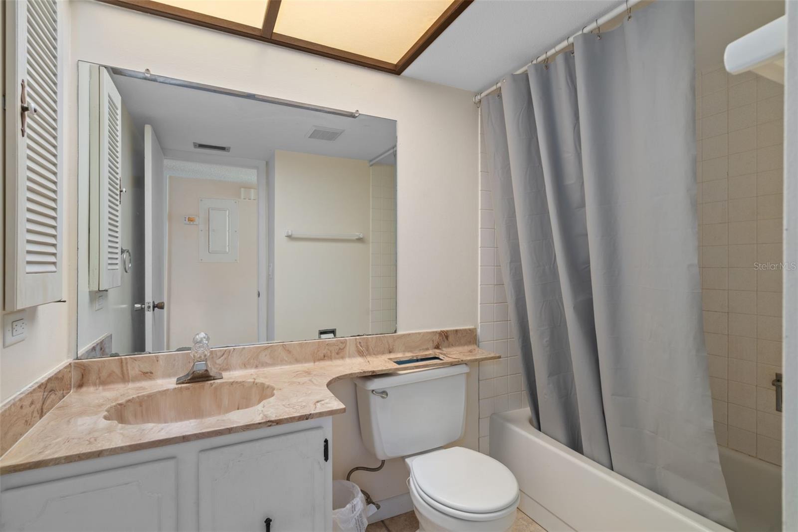 4821 PURITAN CIR #104, TAMPA, FL — photo 28