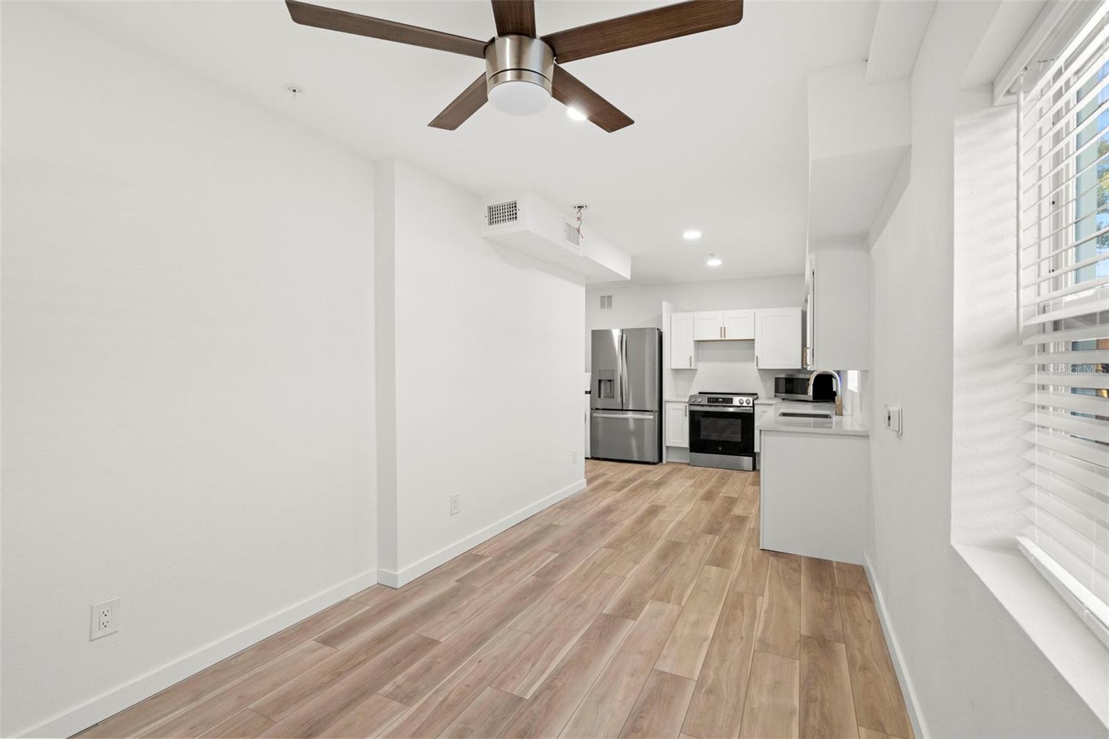 3103 16TH ST N, ST PETERSBURG, FL — photo 35