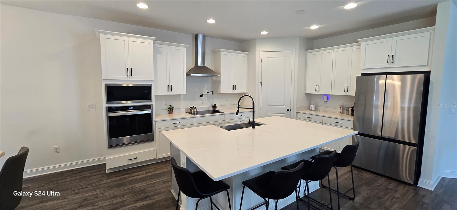 18410 BLUE HERON CIR, DEER ISLAND, FL — photo 23
