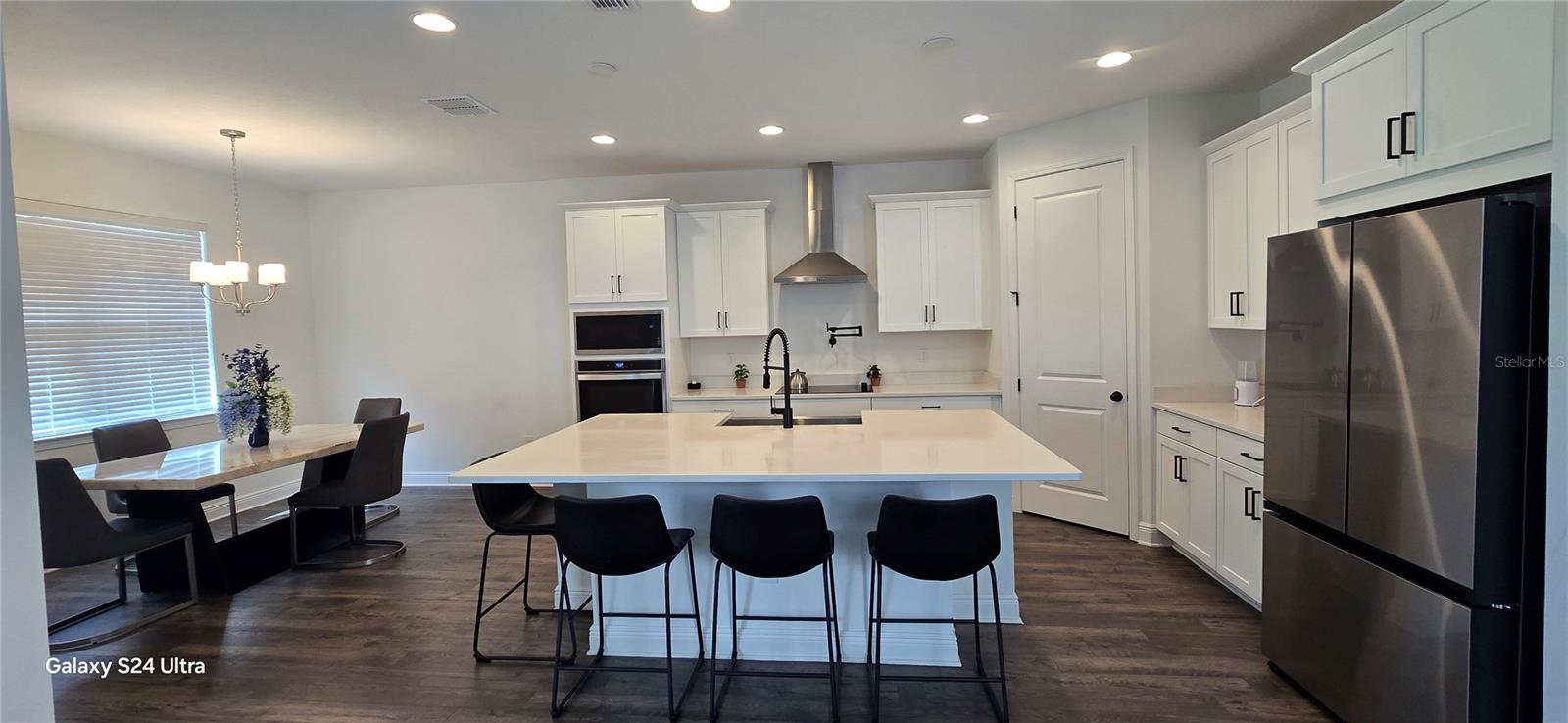 18410 BLUE HERON CIR, DEER ISLAND, FL — photo 39