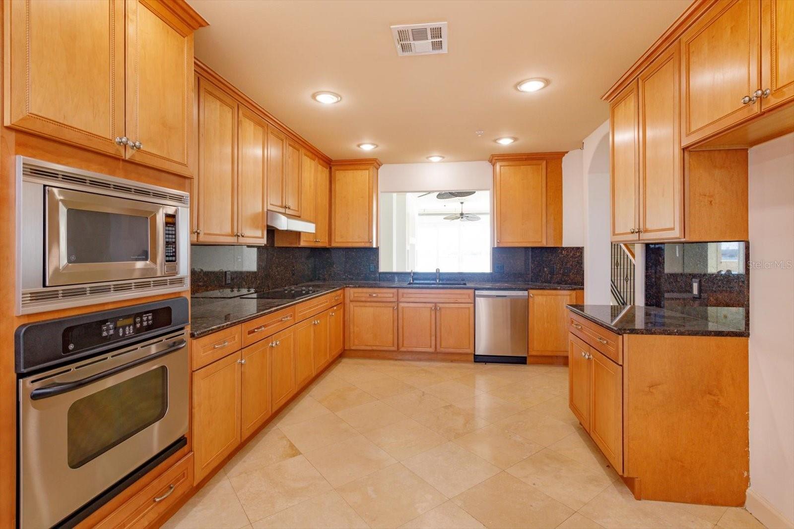 8761 THE ESPLANADE #31, ORLANDO, FL — photo 6