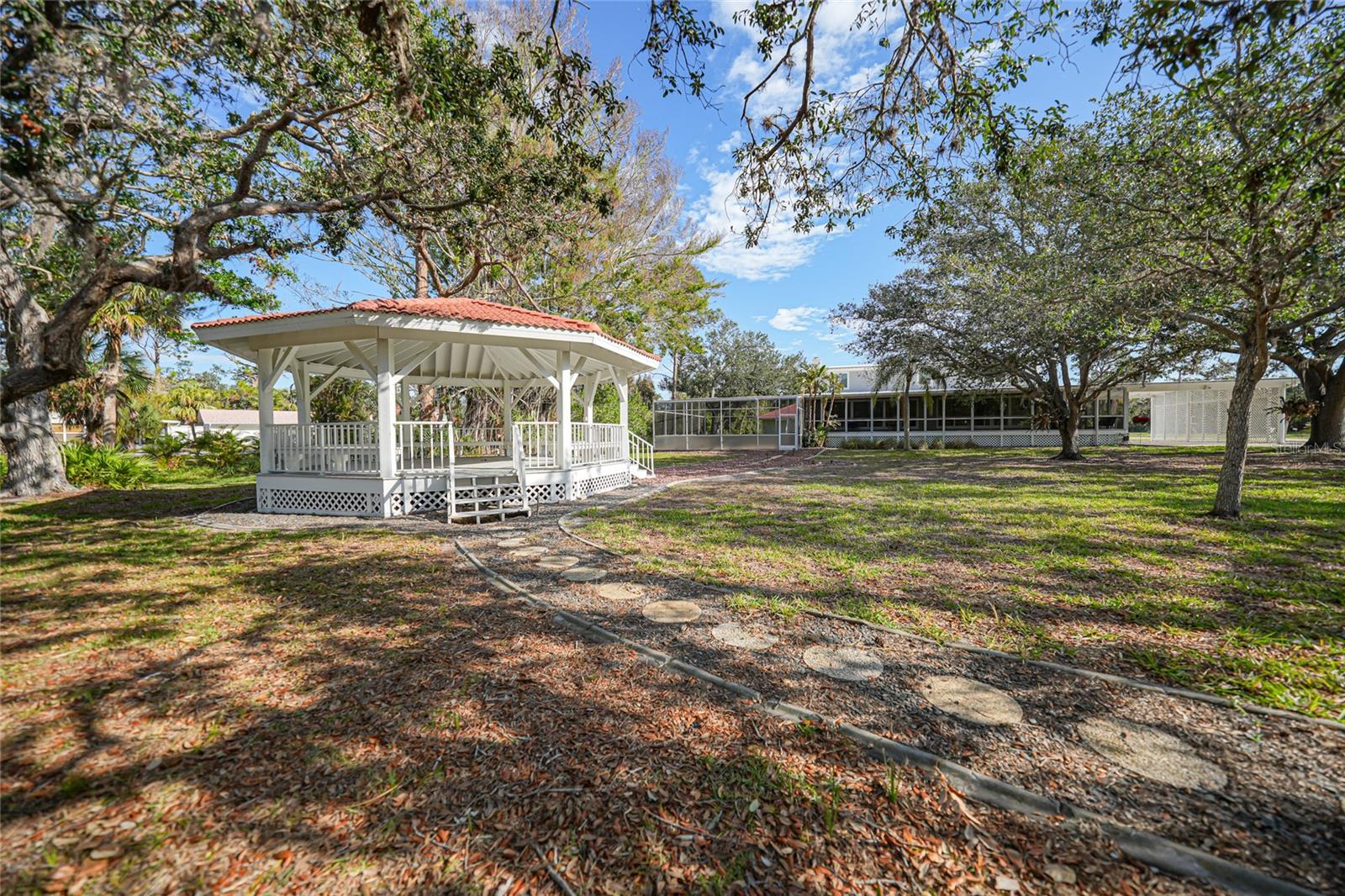 1931 BAYSHORE DR, ENGLEWOOD, FL — photo 7