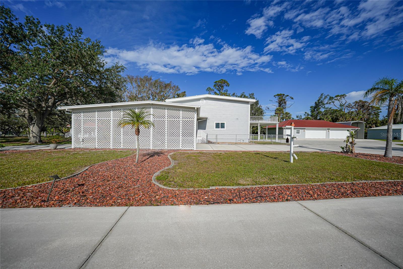 1931 BAYSHORE DR, ENGLEWOOD, FL — photo 12
