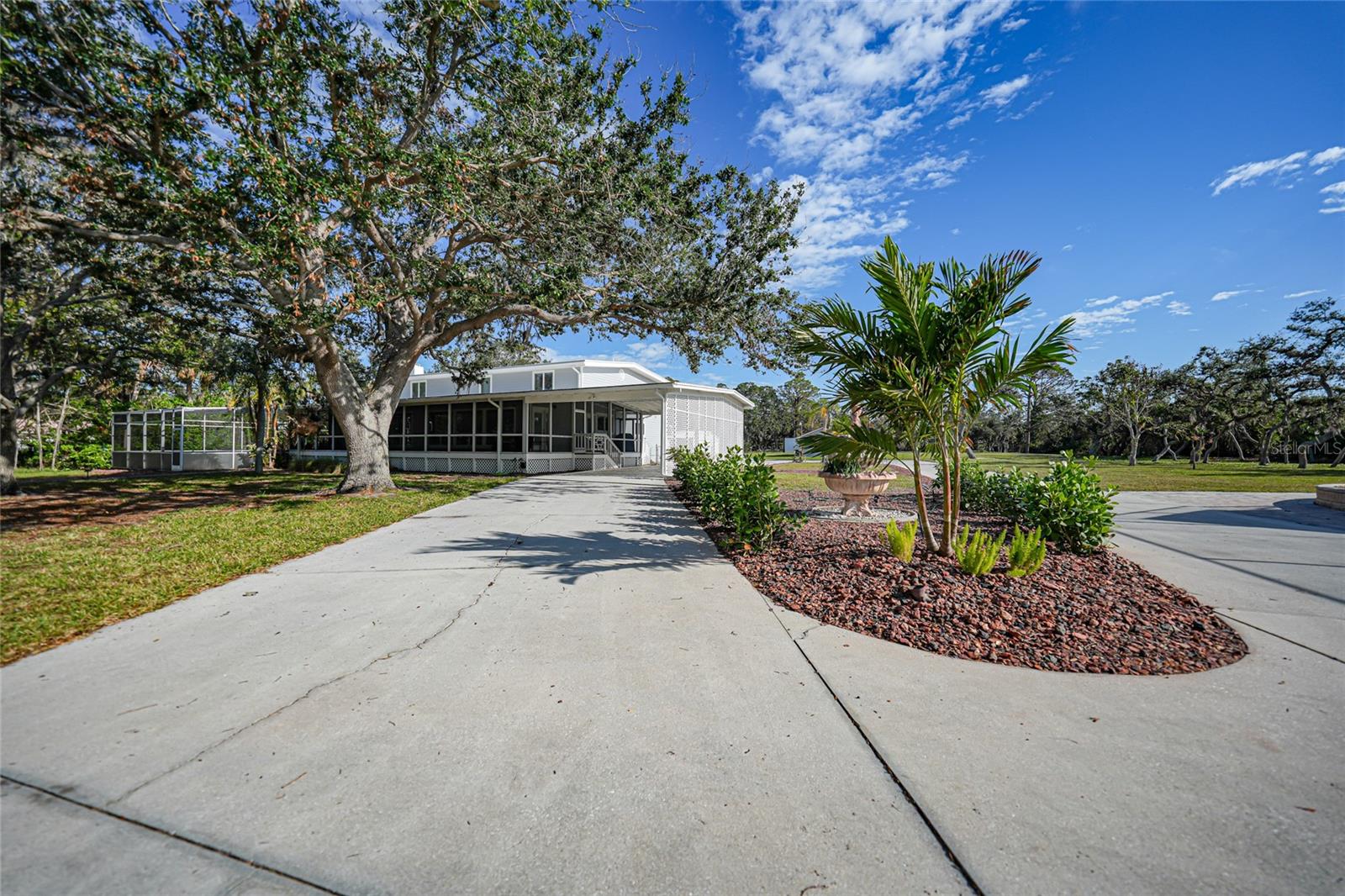 1931 BAYSHORE DR, ENGLEWOOD, FL — photo 15