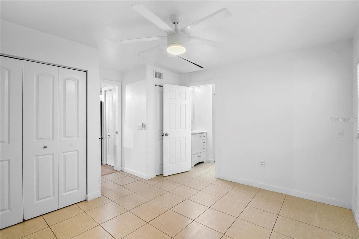 7147 LAGO ST, SARASOTA, FL — photo 9