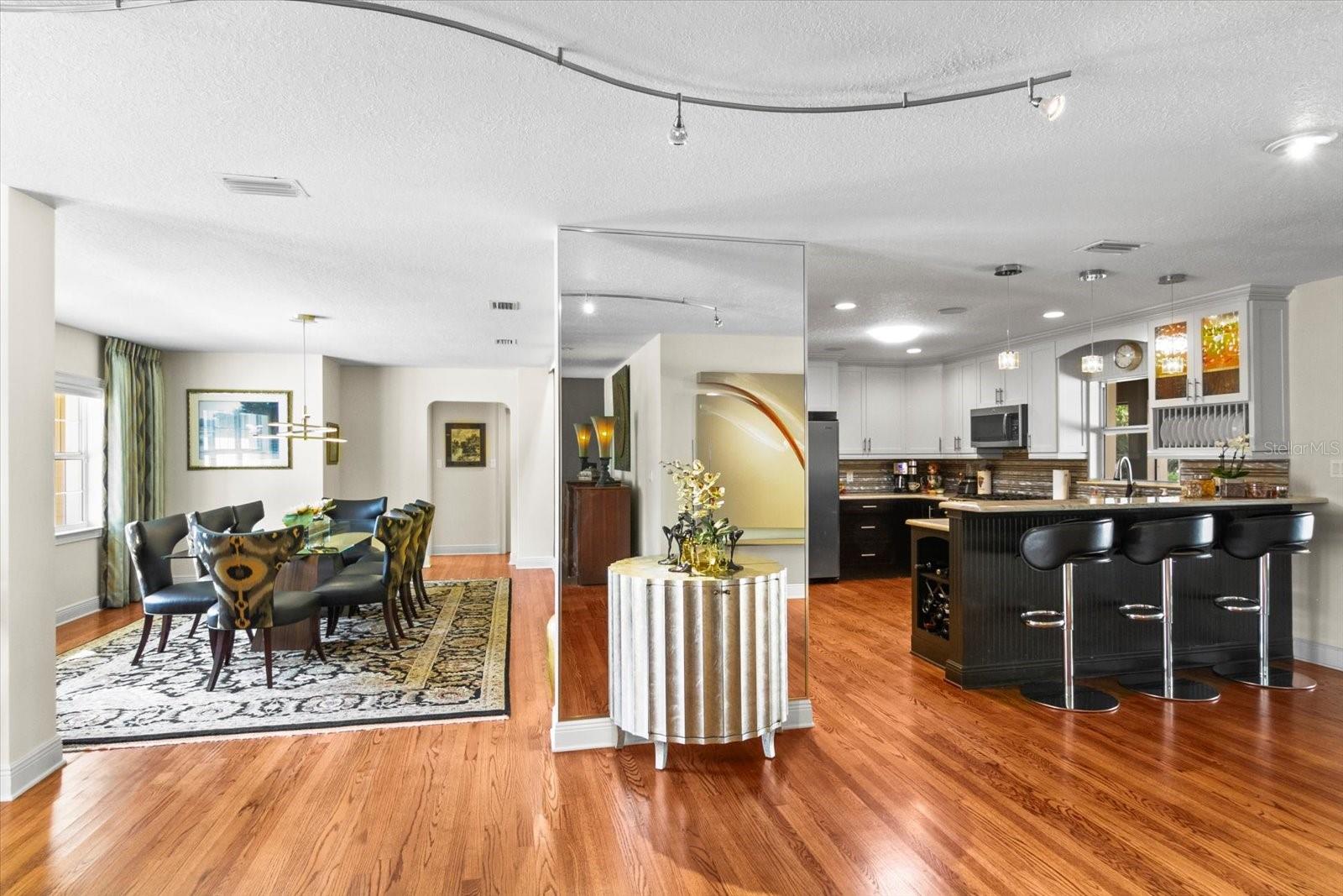 1538 S ORANGE AVE, SARASOTA, FL — photo 8