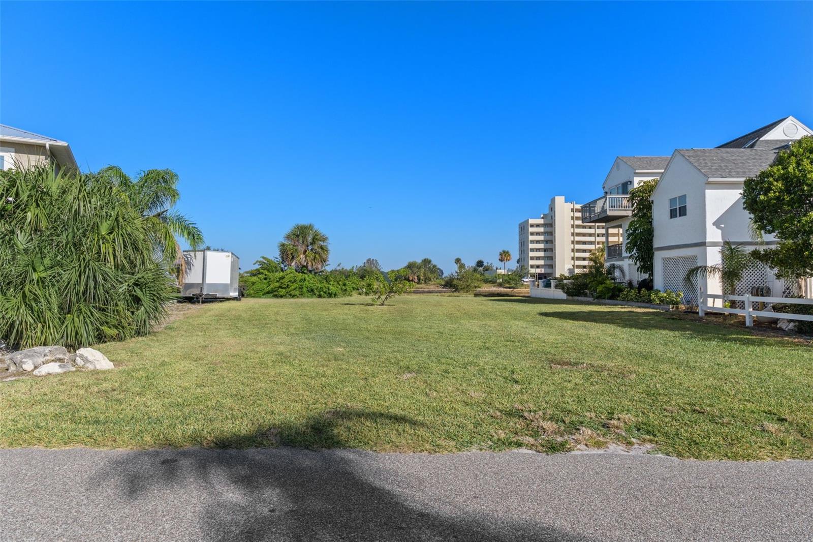 5889 BEVERLY DR, HUDSON, FL — photo 3