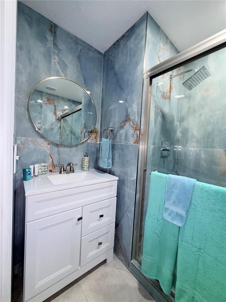 8587 SUNRISE KEY DR, KISSIMMEE, FL — photo 29