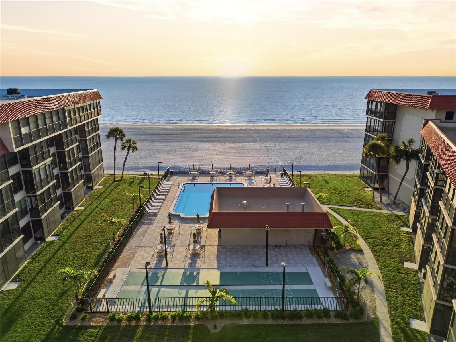 17580 GULF BLVD #302, REDINGTON SHORES, FL — photo 30