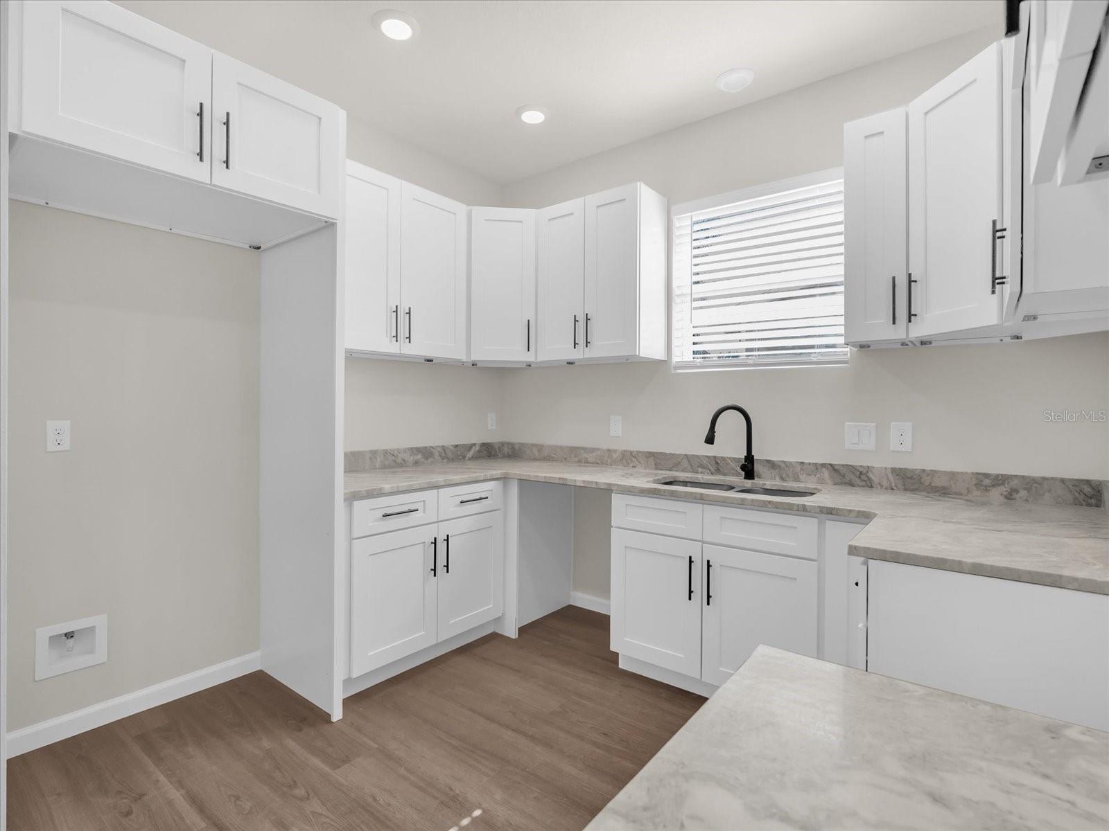 1807 PEACH AVE, SANFORD, FL — photo 9