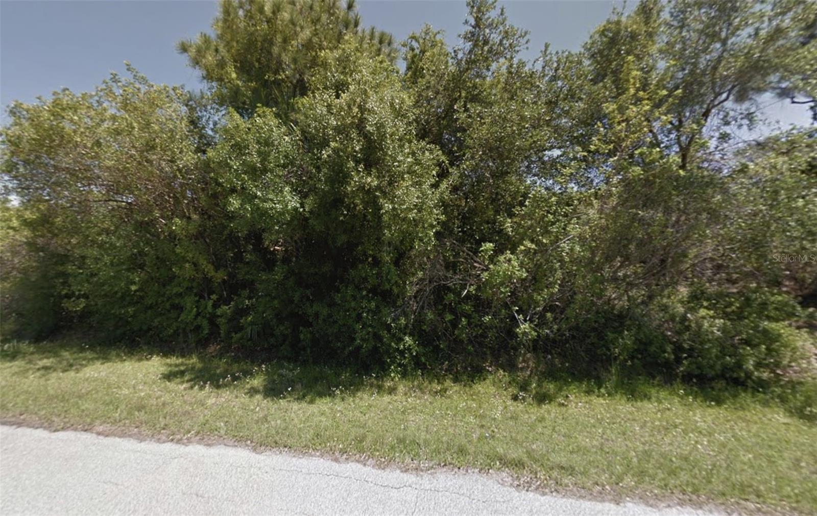 10 LINDHURST ST, PORT CHARLOTTE, FL