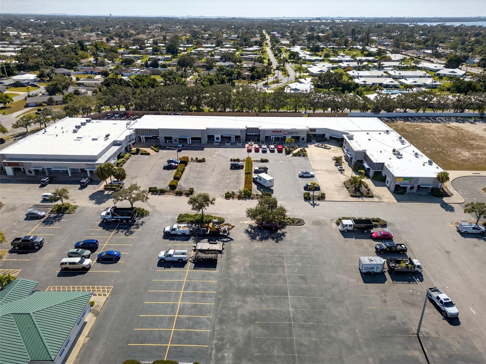 7607 4TH AVE W, BRADENTON, FL — photo 40
