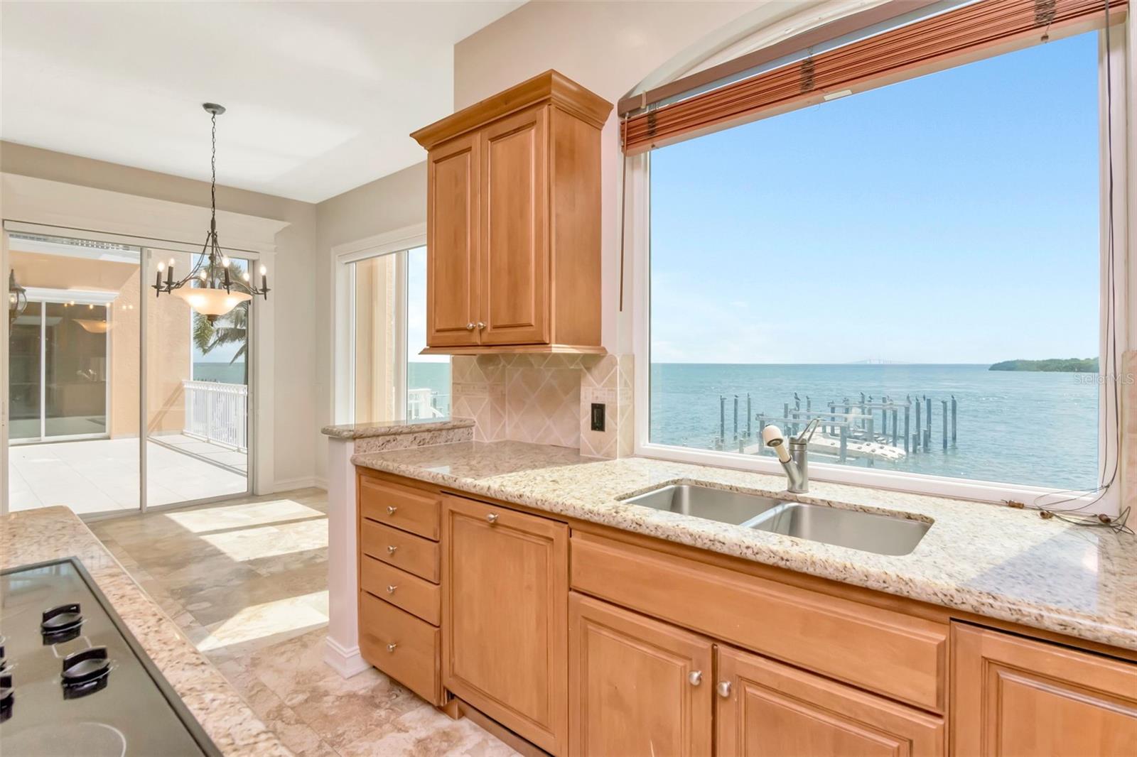 7680 PARADISE POINTE CIR S, ST PETERSBURG, FL — photo 13