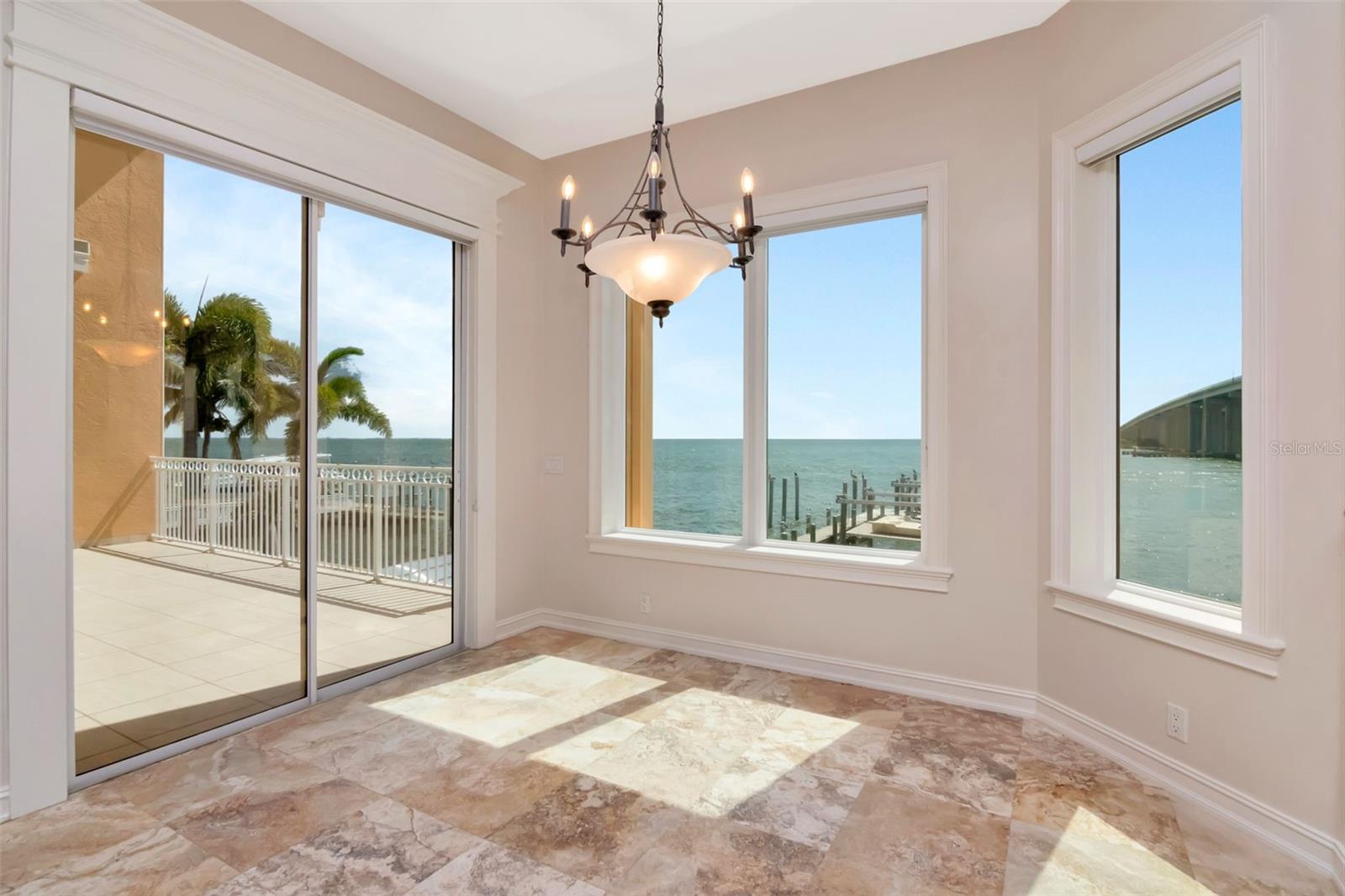 7680 PARADISE POINTE CIR S, ST PETERSBURG, FL — photo 16