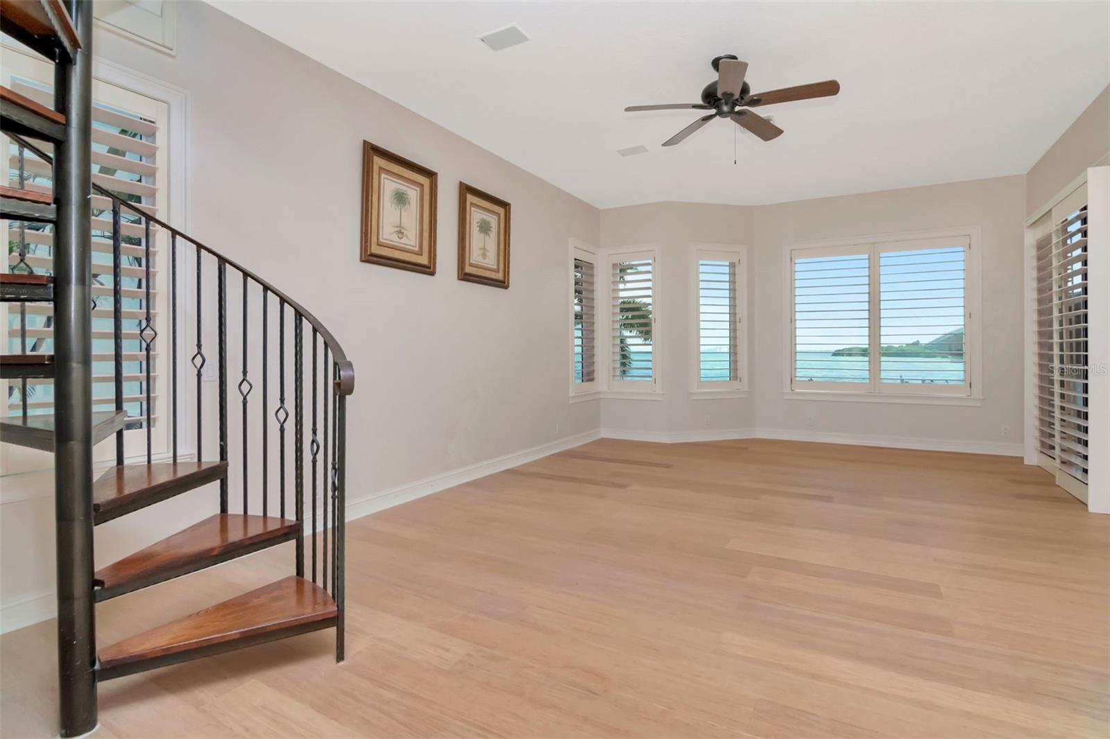 7680 PARADISE POINTE CIR S, ST PETERSBURG, FL — photo 17