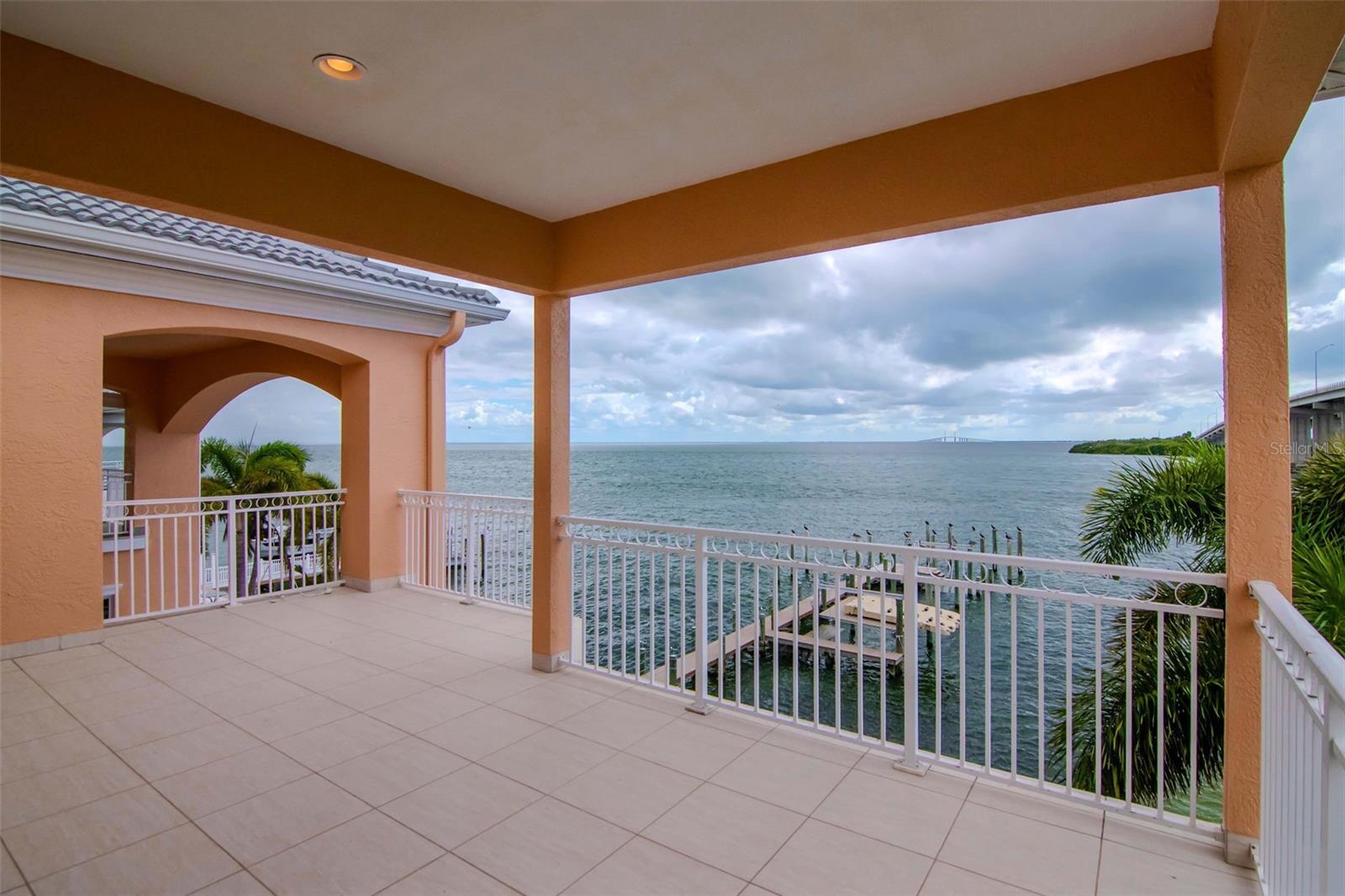 7680 PARADISE POINTE CIR S, ST PETERSBURG, FL — photo 23