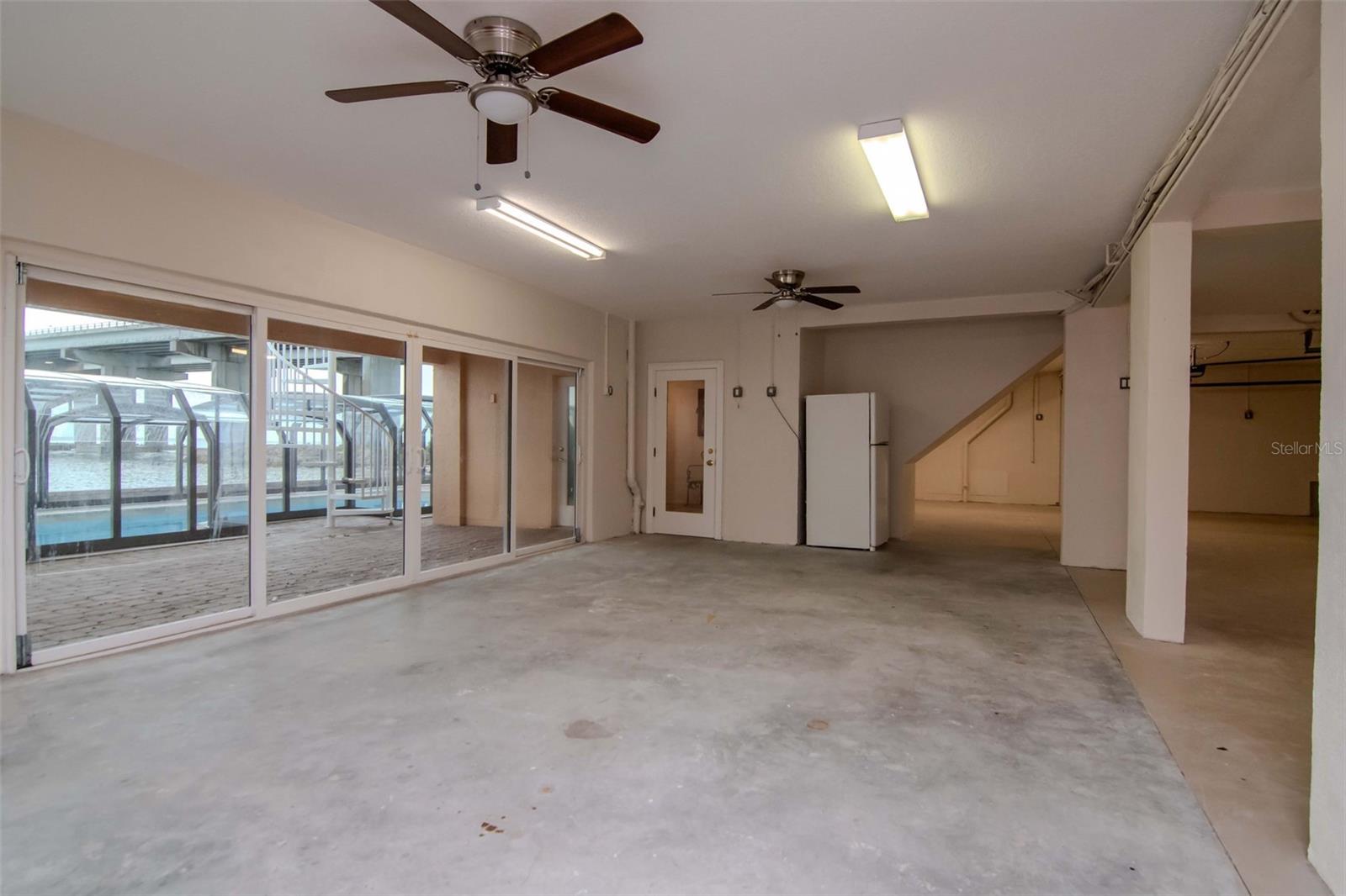 7680 PARADISE POINTE CIR S, ST PETERSBURG, FL — photo 28