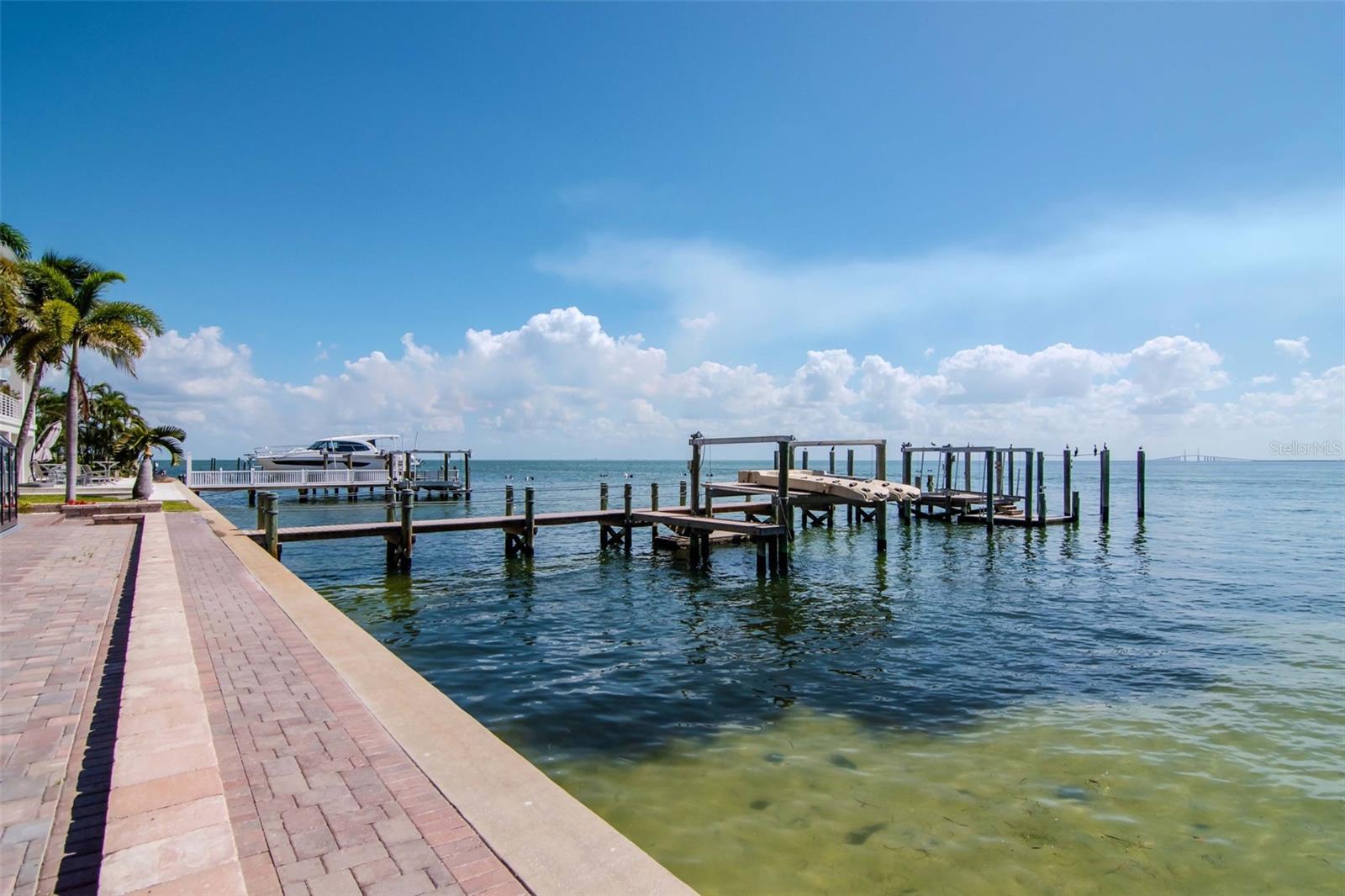 7680 PARADISE POINTE CIR S, ST PETERSBURG, FL — photo 29