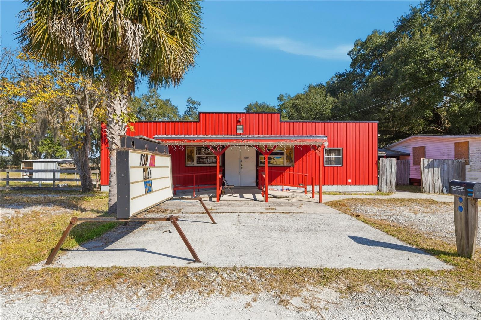 2451 SE HIGHWAY 41, MORRISTON, FL — photo 3